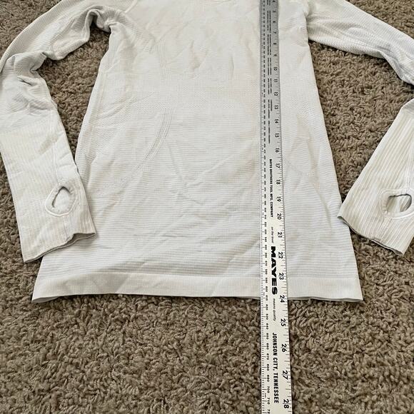 Lululemon Swiftly Tech Long Sleeve Crew in Heathered Silver Fox sz 4 - Picture 12 of 14